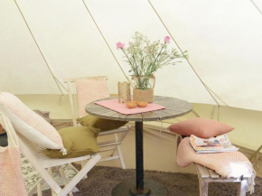 Charming Tent Lodge in Callantsoog near Beach